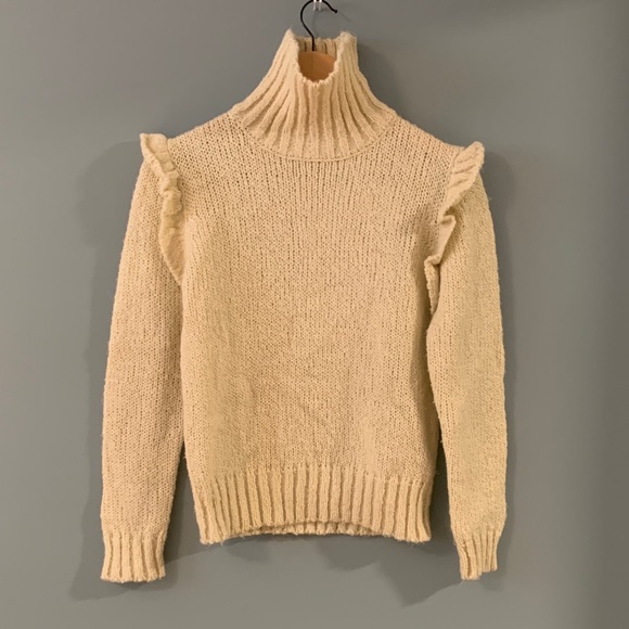 Diane Von Furstenberg Sweaters - Diane Von Furstenberg Vintage ✨Cream Ruffle Turtleneck Sweater